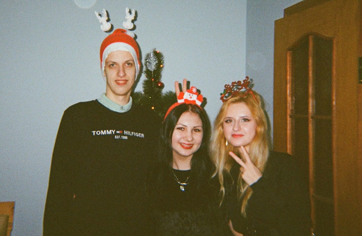 Why the New Year Makes Relationship Doubt Feel Stronger (And How to Respond Calmly)